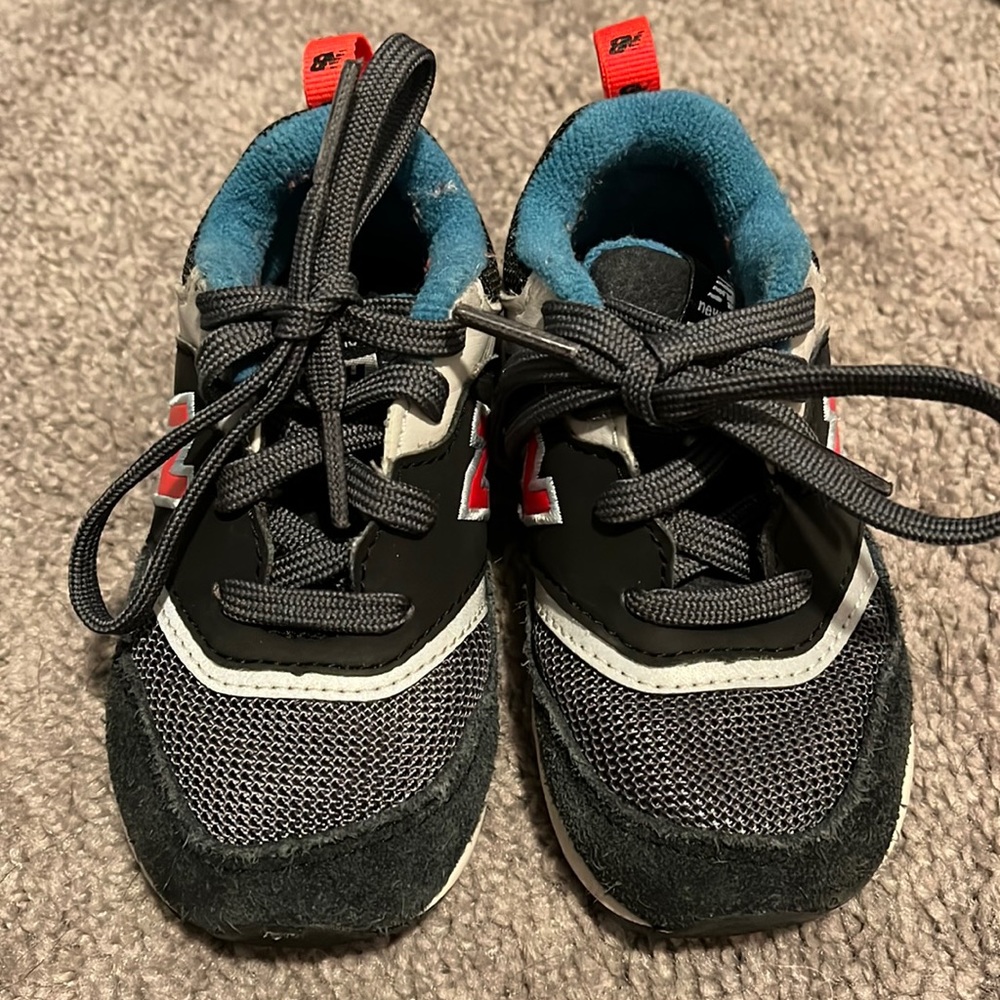 New balance sneaker
